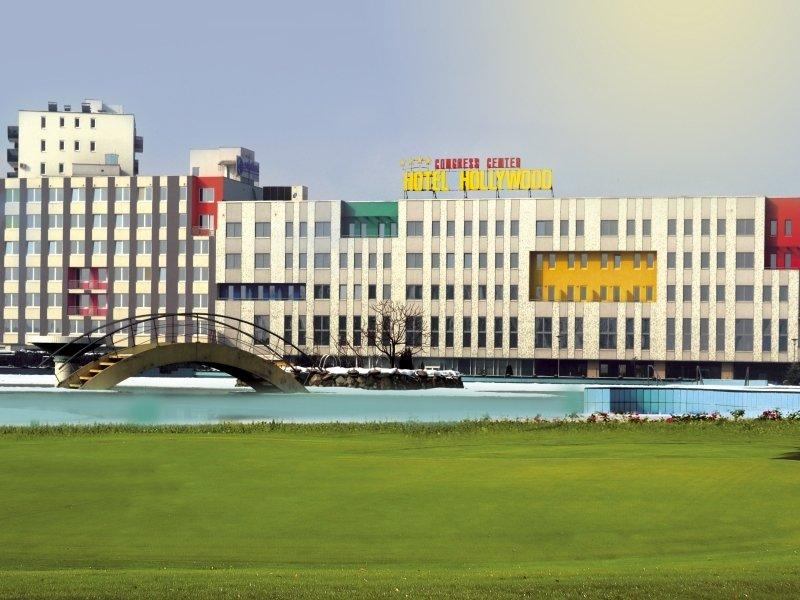 Hollywood Hotel Іліджа Екстер'єр фото